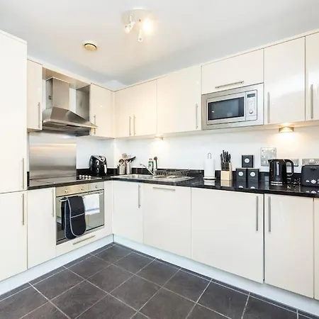 Contemporary 2 Bedroom Flat In Canary Wharf Londres Extérieur photo