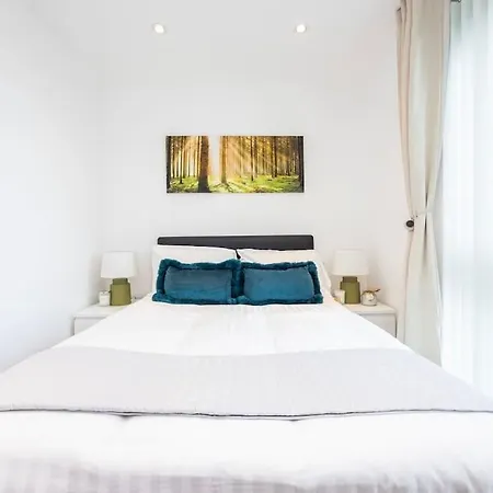 Contemporary 2 Bedroom Flat In Canary Wharf Londres Extérieur photo